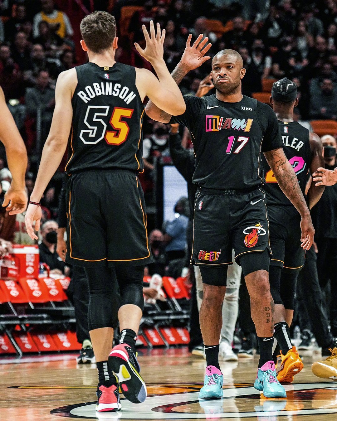 篮网翻盘热火，麦科勒姆惊艳四座