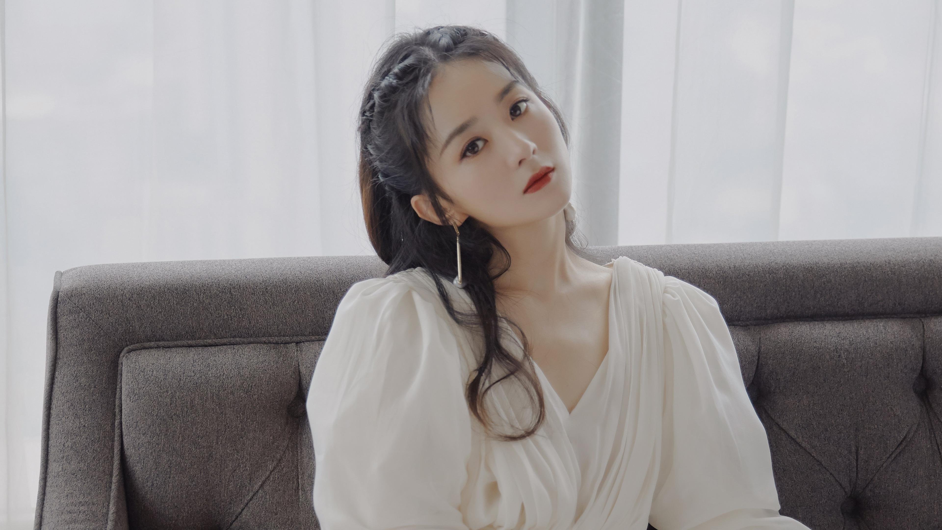 赛道与绿茵，双线奏凯，中国力量的双重突破